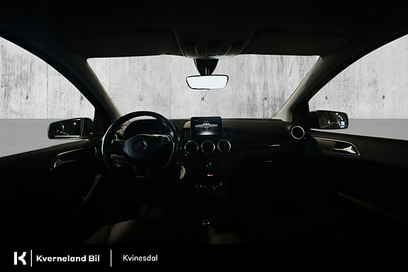 Mercedes-Benz B250 e 14 of 27