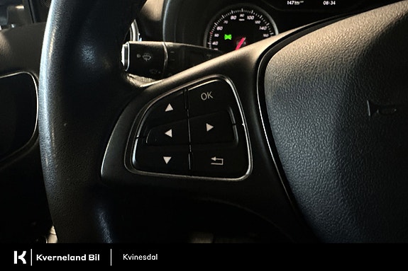 Mercedes-Benz B250 e 16 of 27