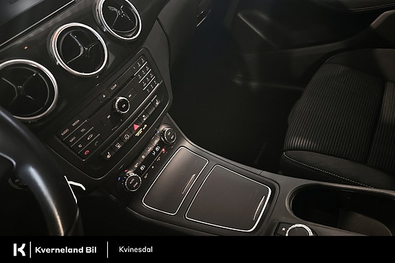 Mercedes-Benz B250 e 22 of 27