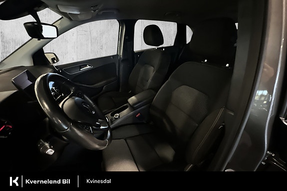 Mercedes-Benz B250 e 10 of 27
