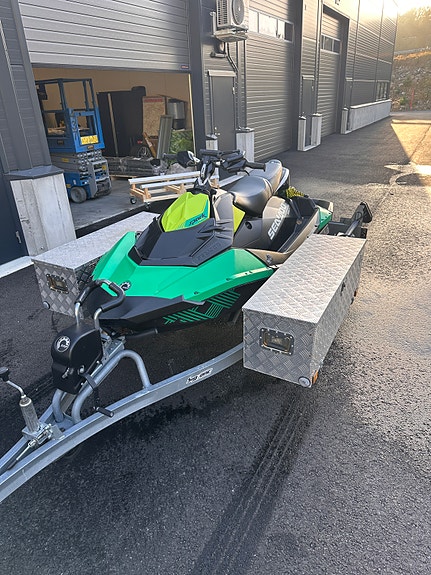 Sea-Doo Spark Trixx 3UP 2020 – CarPlay, stereo, henger + masse utstyr 6 of 30