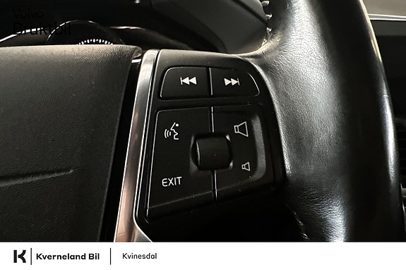 Volvo XC60 17 of 30