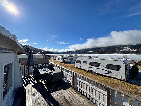 Bürstner Averso Nordic 600TK + isolert spikertelt på 14,7kvm - Helårsplass på Mageli 2 of 22