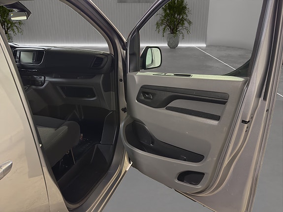 Toyota Proace 25 of 28