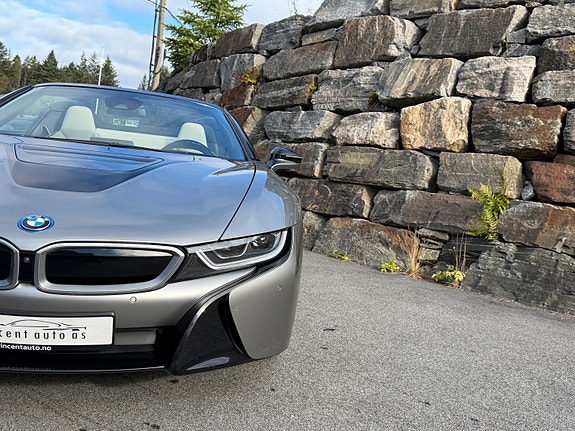 BMW i8 25 of 30