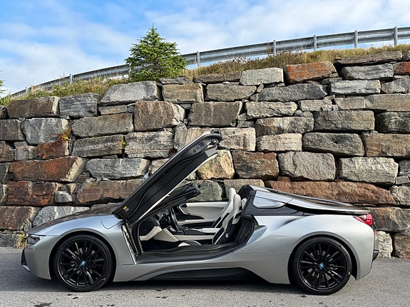 BMW i8 11 of 30
