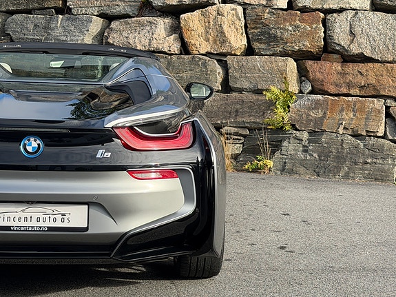 BMW i8 26 of 30