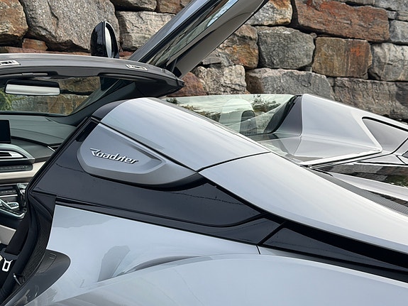 BMW i8 27 of 30