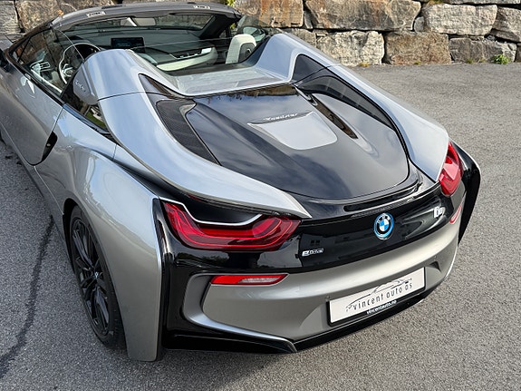 BMW i8 18 of 30