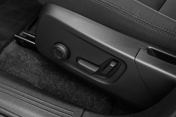 Volvo EX40 19 of 27