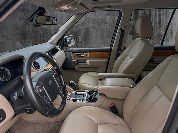 Land Rover Discovery 4 13 of 27
