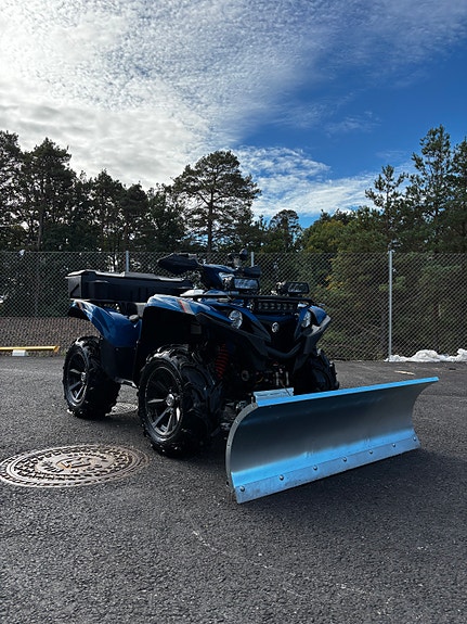 Yamaha Grizzly 700 2 of 9