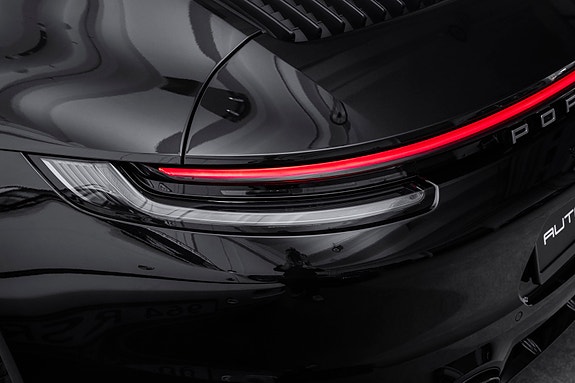 Porsche 911 13 of 30