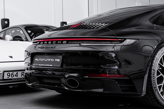 Porsche 911 10 of 30