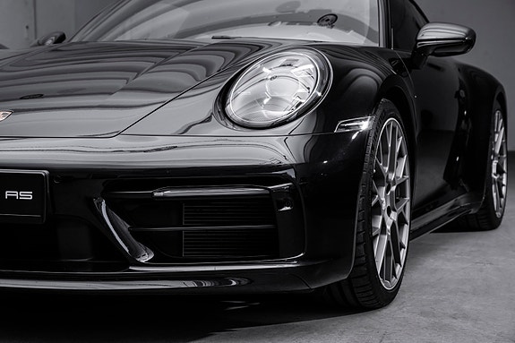 Porsche 911 3 of 30