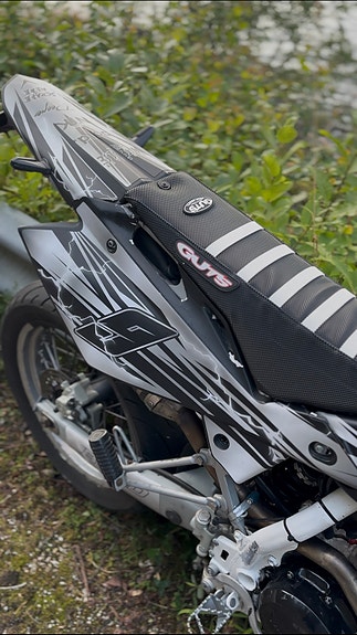 Husqvarna SM 125 7 of 8
