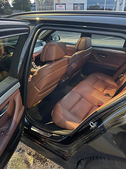 BMW 530d 9 of 29
