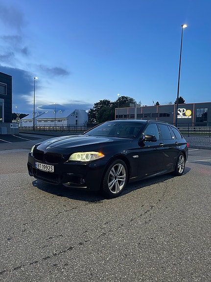 BMW 530d 4 of 29