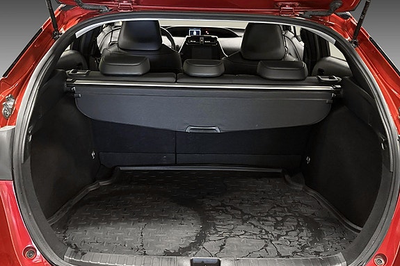 Toyota Prius 7 of 21