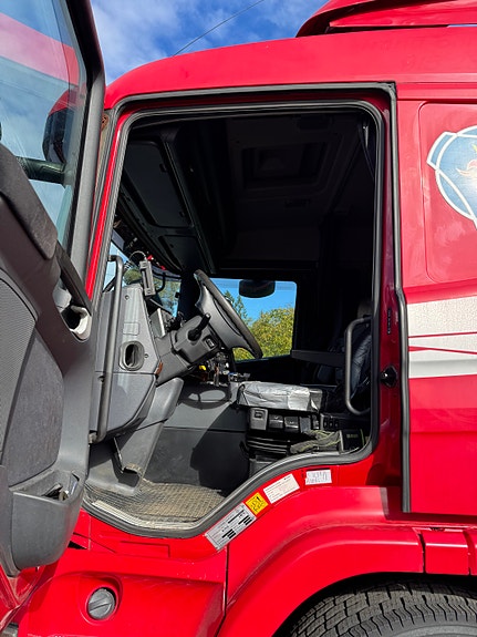 Scania P270 4 of 24