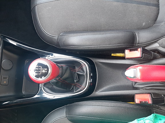 Opel ADAM 28 of 30