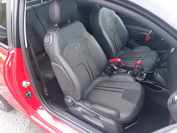 Opel ADAM 17 of 30