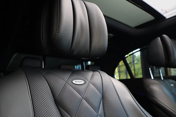Mercedes-Benz E250 30 of 30