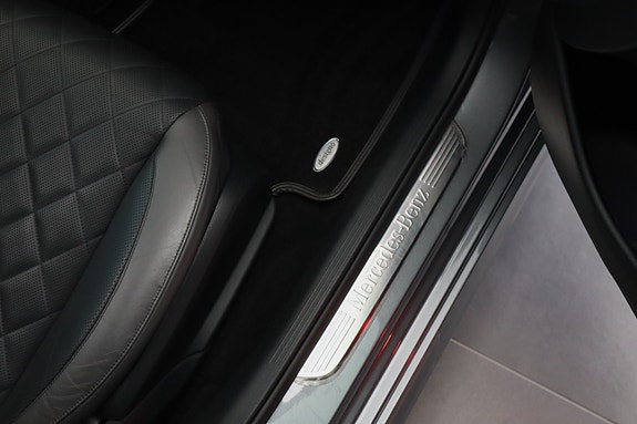Mercedes-Benz E250 25 of 30