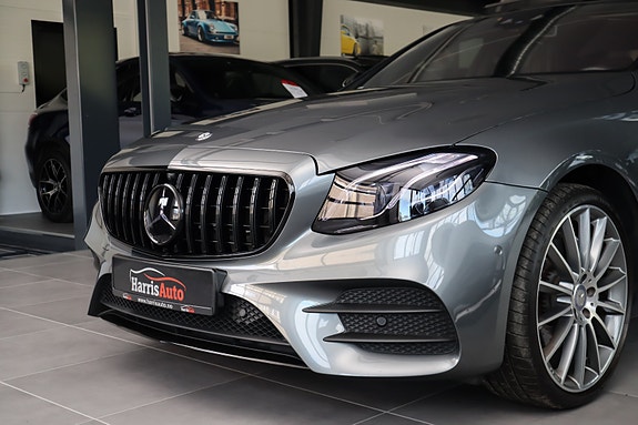 Mercedes-Benz E250 11 of 30