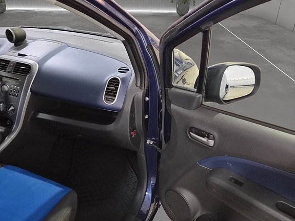 Opel Agila 13 of 23