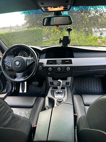 BMW 520d 24 of 30