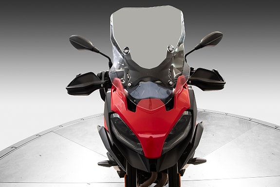 BMW F 900 XR 14 of 15