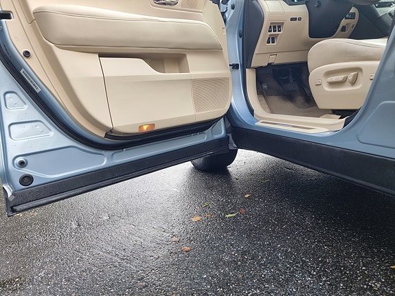 Lexus RX450h 9 of 30