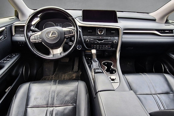 Lexus RX450h 15 of 30
