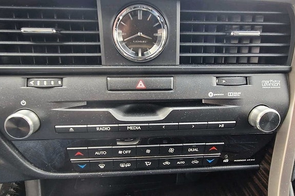 Lexus RX450h 17 of 30