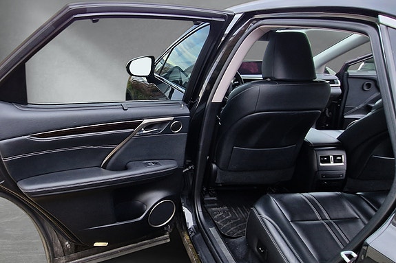 Lexus RX450h 21 of 30
