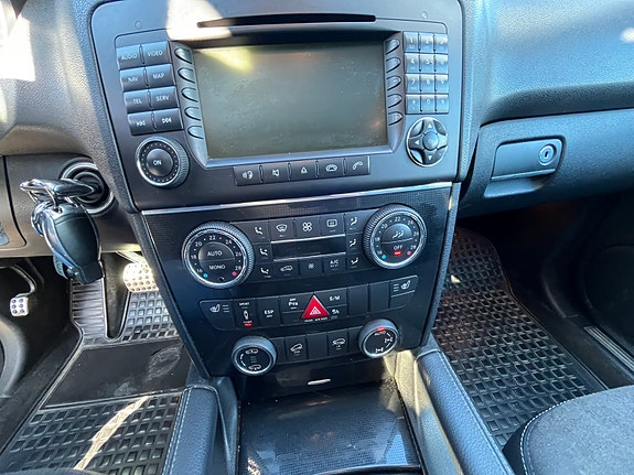 Mercedes-Benz ML280 12 of 14