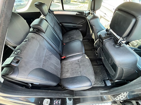 Mercedes-Benz ML280 14 of 14