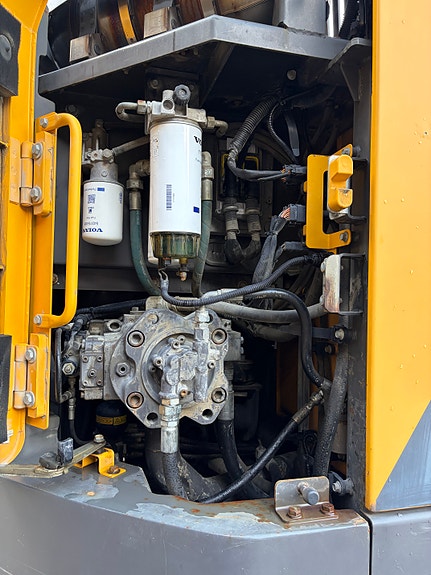 Volvo ECR235EL 16 of 24