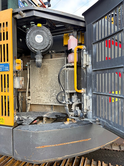 Volvo ECR235EL 17 of 24