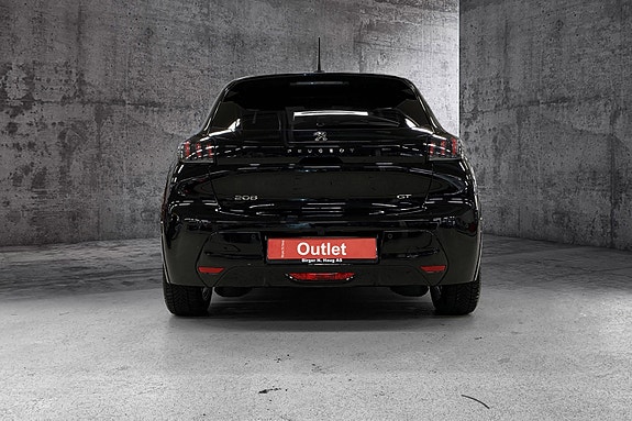 Peugeot e-208 4 of 14