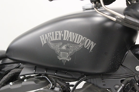 Harley-Davidson XL 883N Iron 7 of 12