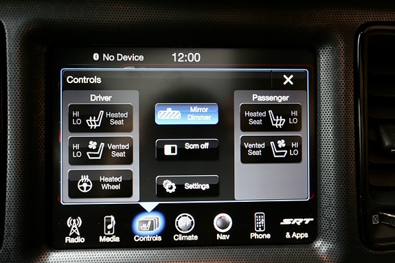 Dodge Challenger 24 of 30