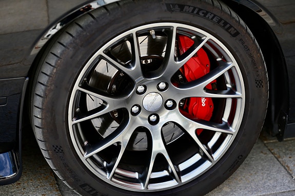 Dodge Challenger 6 of 30