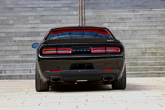 Dodge Challenger 7 of 30