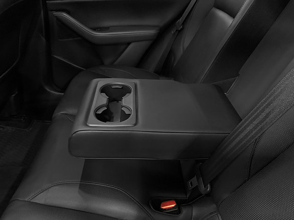 Mazda CX-30 9 of 16