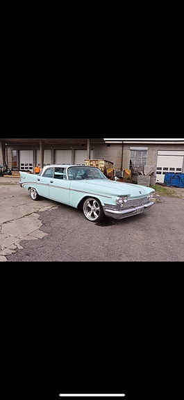 Chrysler Saratoga