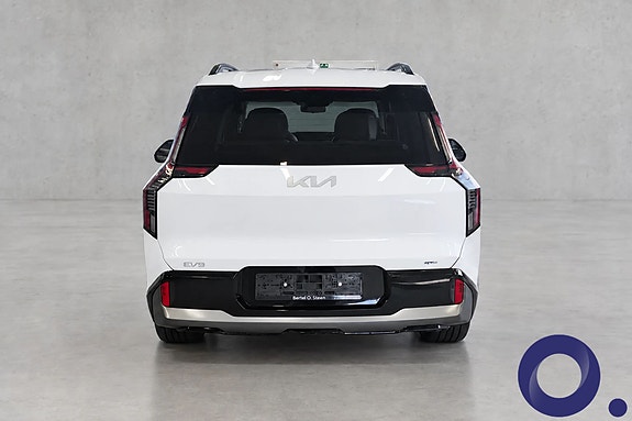 Kia EV9 4 of 30