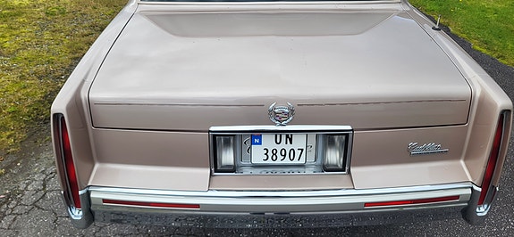 Cadillac Deville 15 of 30