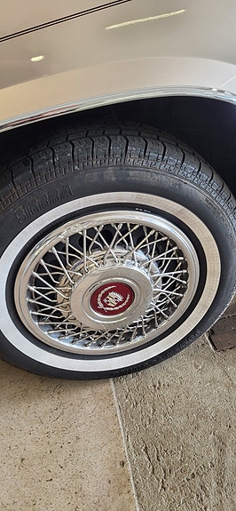 Cadillac Deville 28 of 30